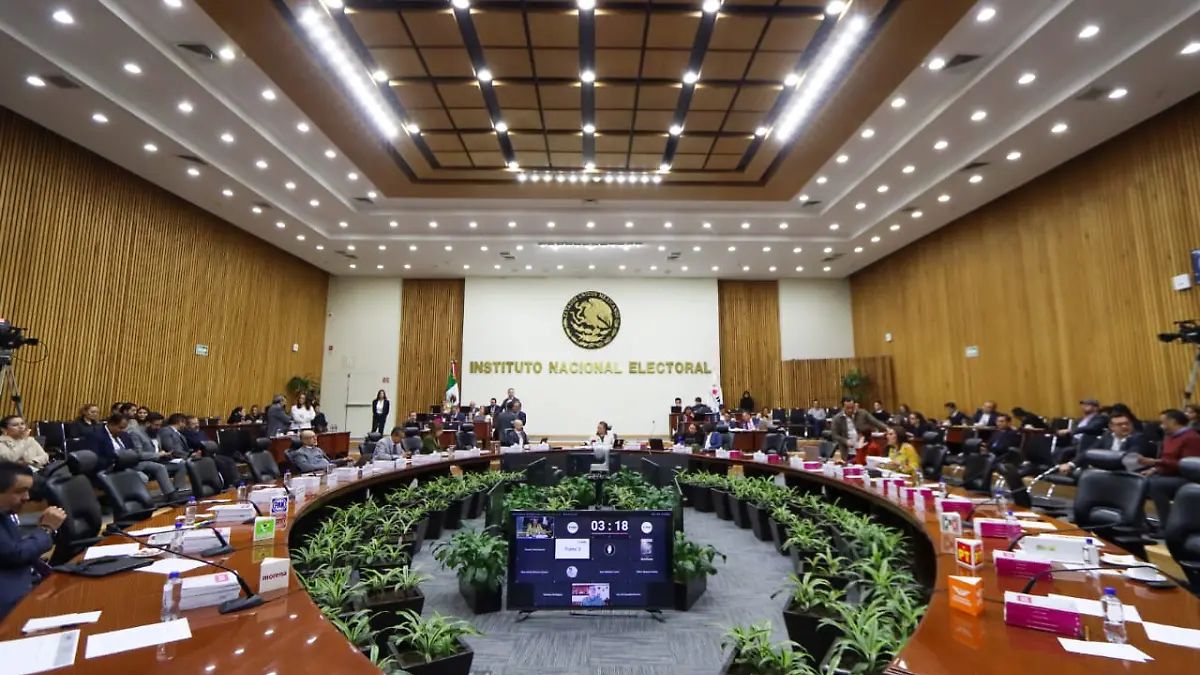 INE evalúa registro de cinco organizaciones para nuevos partidos políticos