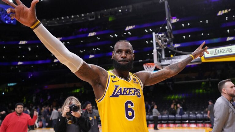 LeBron James hace historia- es ya el máximo anotador de canastas NBA