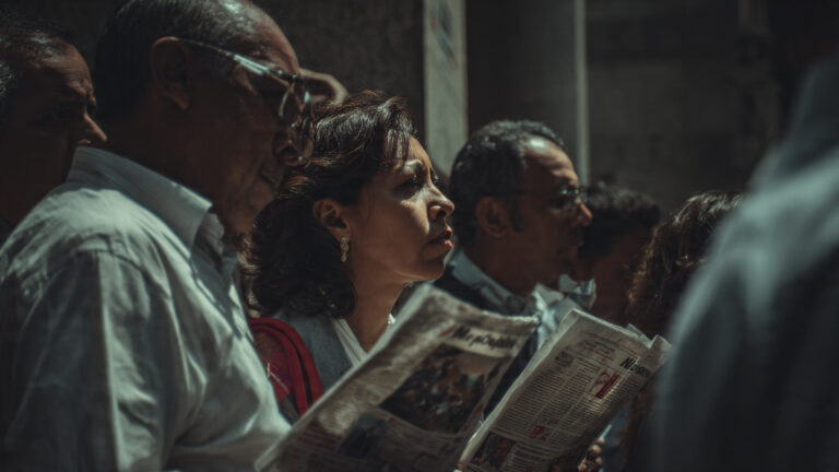 photojournalism-shot-on-85mm-lens-f18-shallow-dept (3)