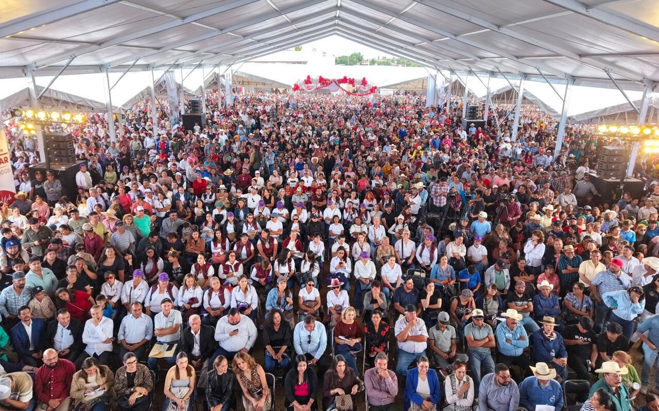 Asistentes al Foro Bienestar para Todas y Todos realizado en Fresnillo